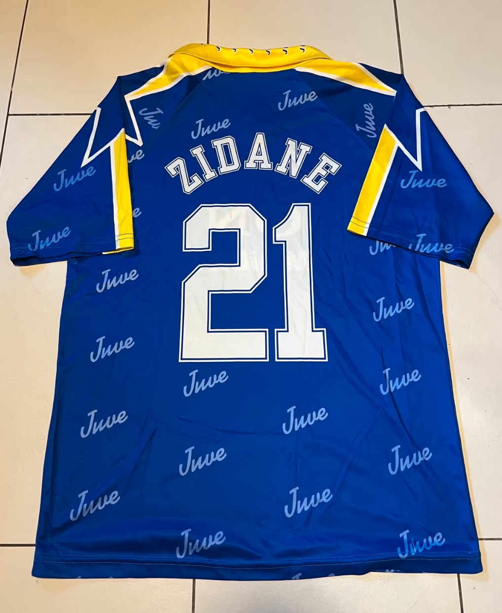 Juventus Turin Fan Trikot L Shirt