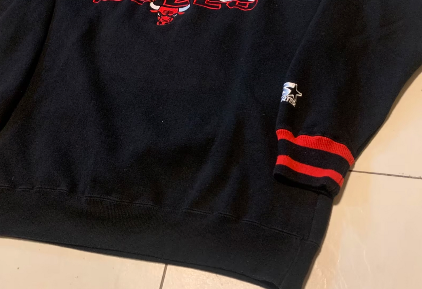 Vintage Starter Pullover -L- Chicago Bulls