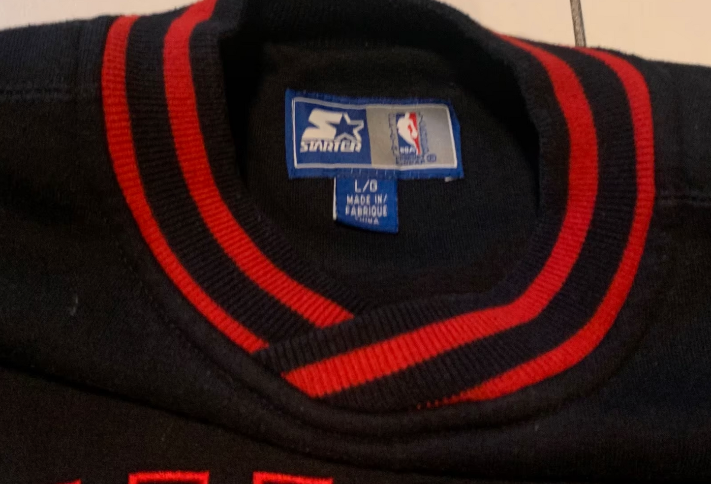 Vintage Starter Pullover -L- Chicago Bulls