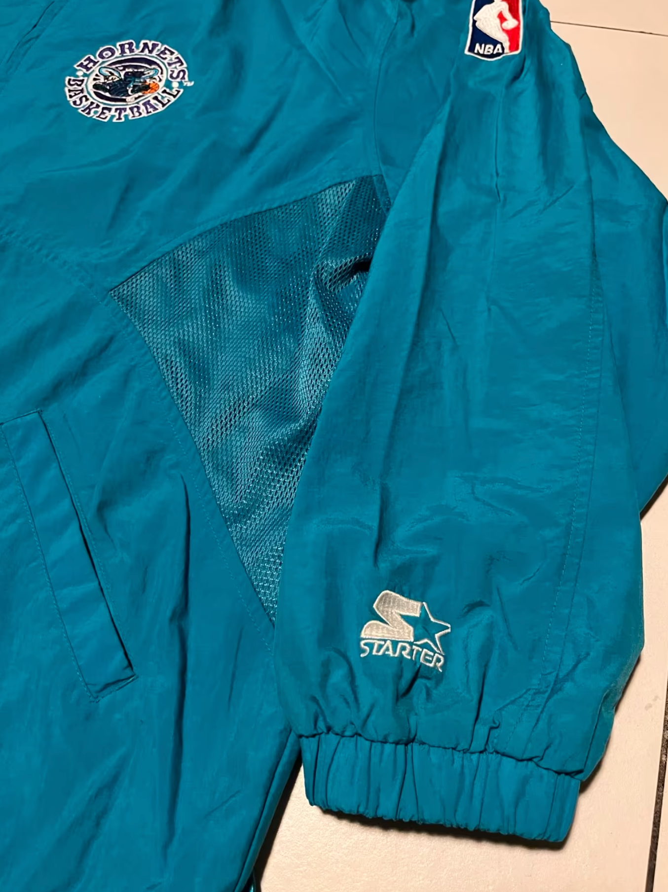 Vintage Starter Windbreaker Charlotte Hornets XL NBA