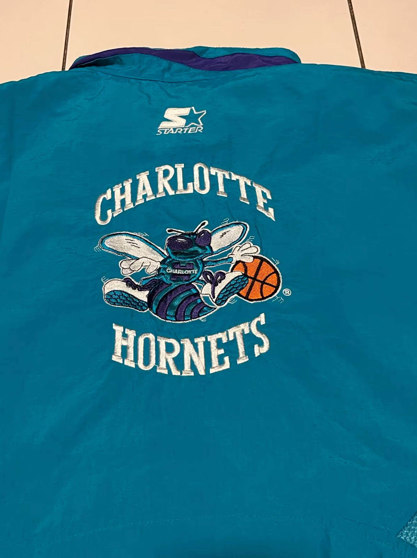 Vintage Starter Windbreaker Charlotte Hornets XL NBA