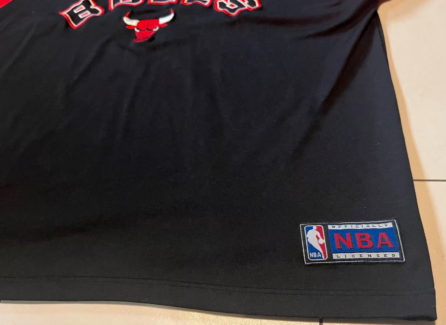 Nutmeg Chicago Bulls Shirt -XL-