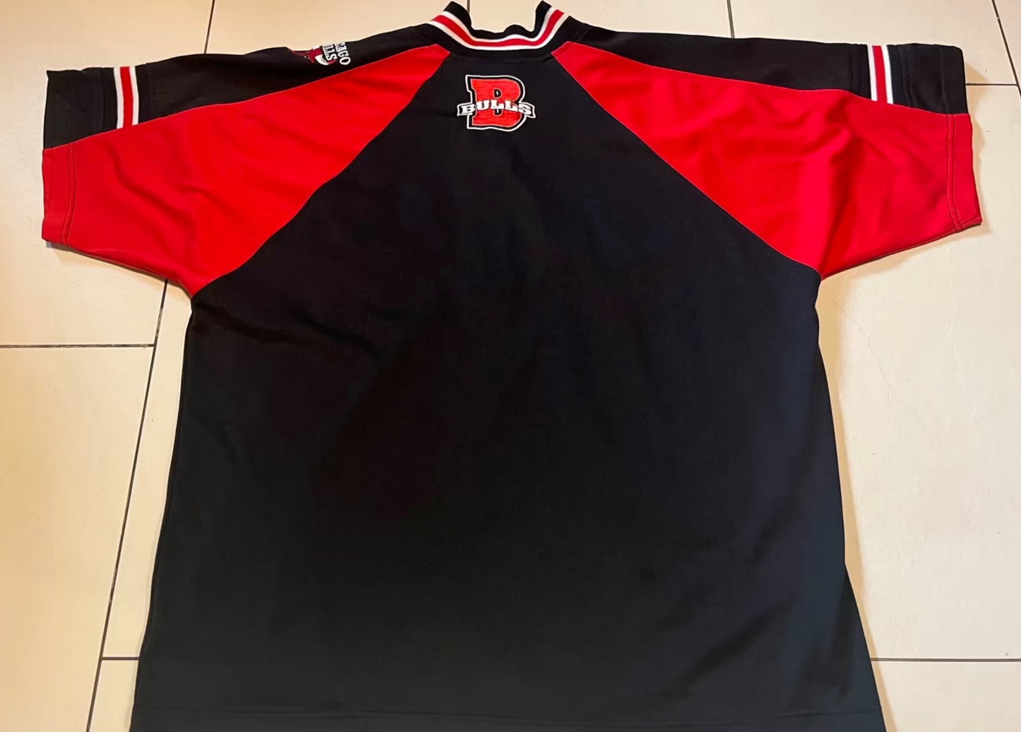 Nutmeg Chicago Bulls Shirt -XL-