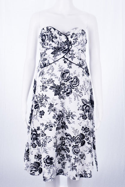White House Black Market Kleid